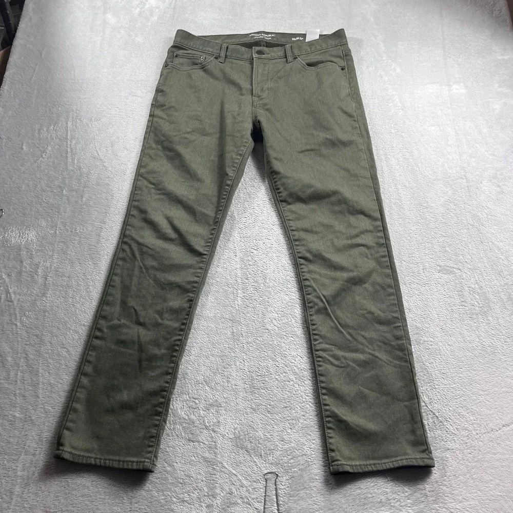 Banana Republic Travel Jean Mens 32x30 Slim Fit Olive Green 5-Pocket Pants